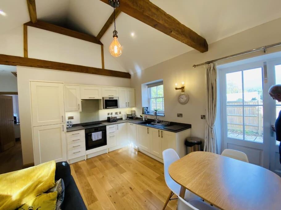 Ferienwohnung The Stable - For A Unique Retreat Hooe Exterior foto